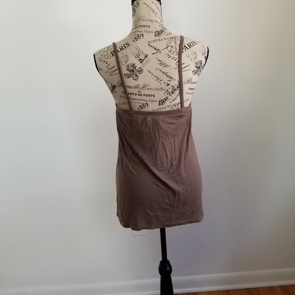 Cute cami with a built in bra - Picture 2 of 6